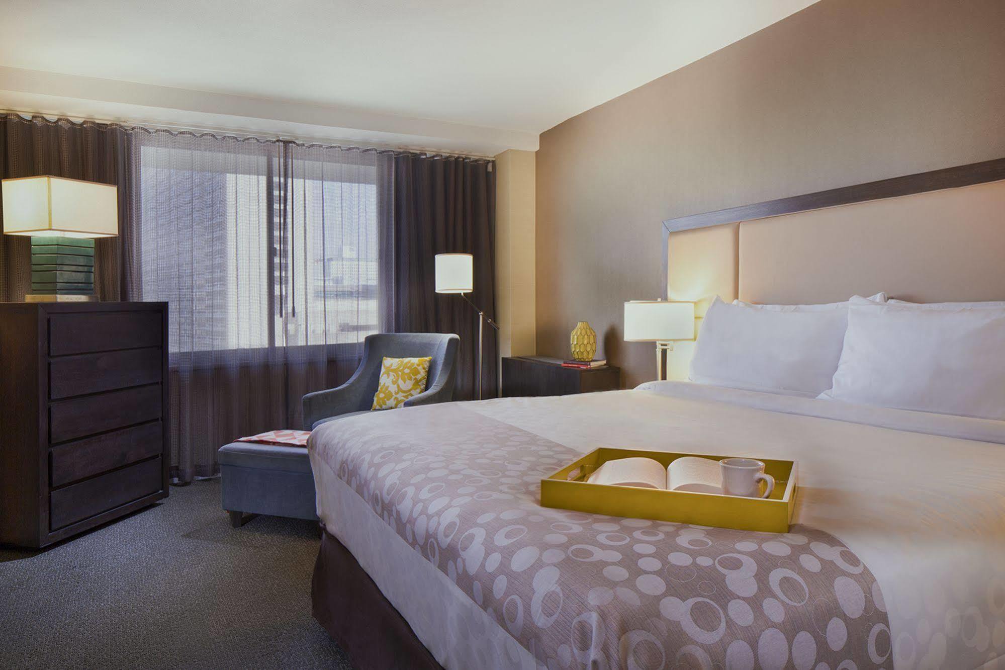 The Windsor Suites Philadelphia Bagian luar foto